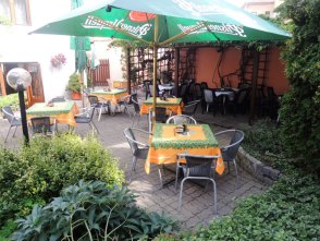 zahradka162_middle.jpg zahradka162_middle.jpg